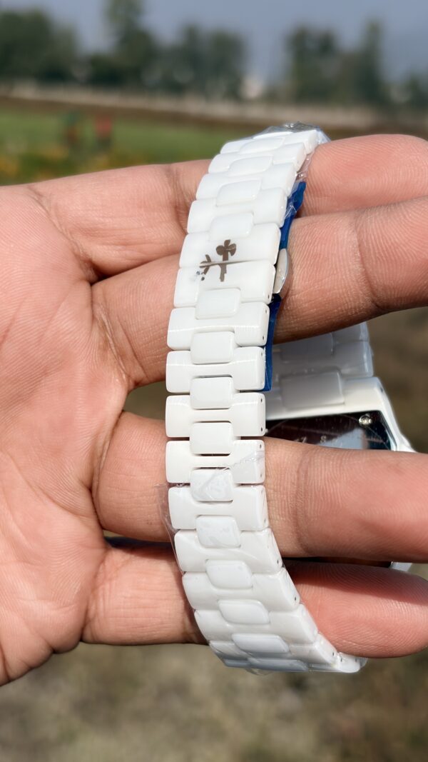 Luxury White Ceramic Analog Watch for Men & Women | Premium Sky Blue Dial Watch – MobzLuxuria